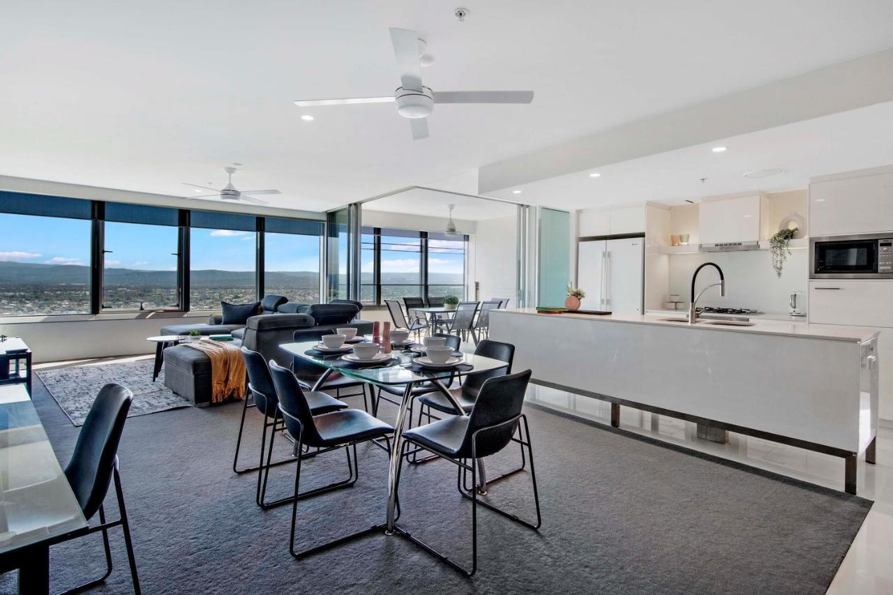 Q Tower At Surfers Paradise - Self Contained Apartments Gold Coast Eksteriør bilde