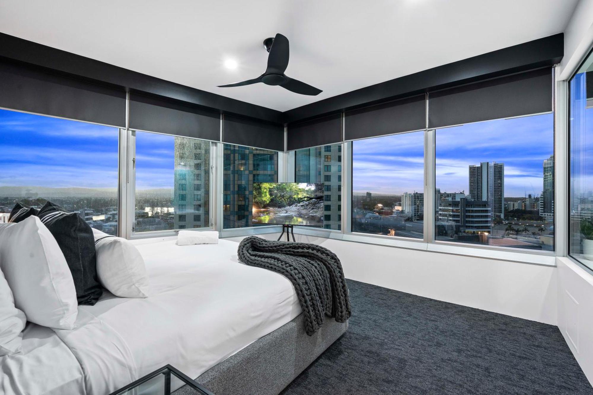 Q Tower At Surfers Paradise - Self Contained Apartments Gold Coast Eksteriør bilde
