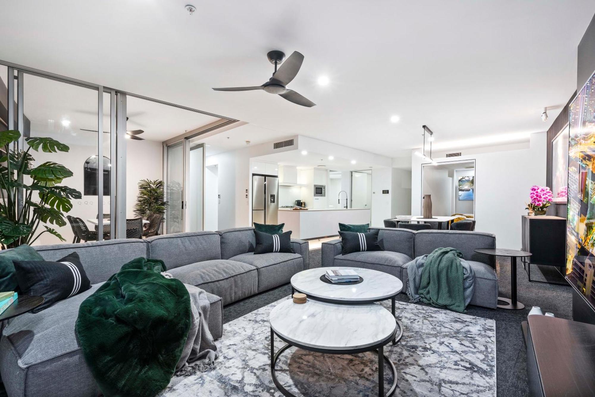 Q Tower At Surfers Paradise - Self Contained Apartments Gold Coast Eksteriør bilde