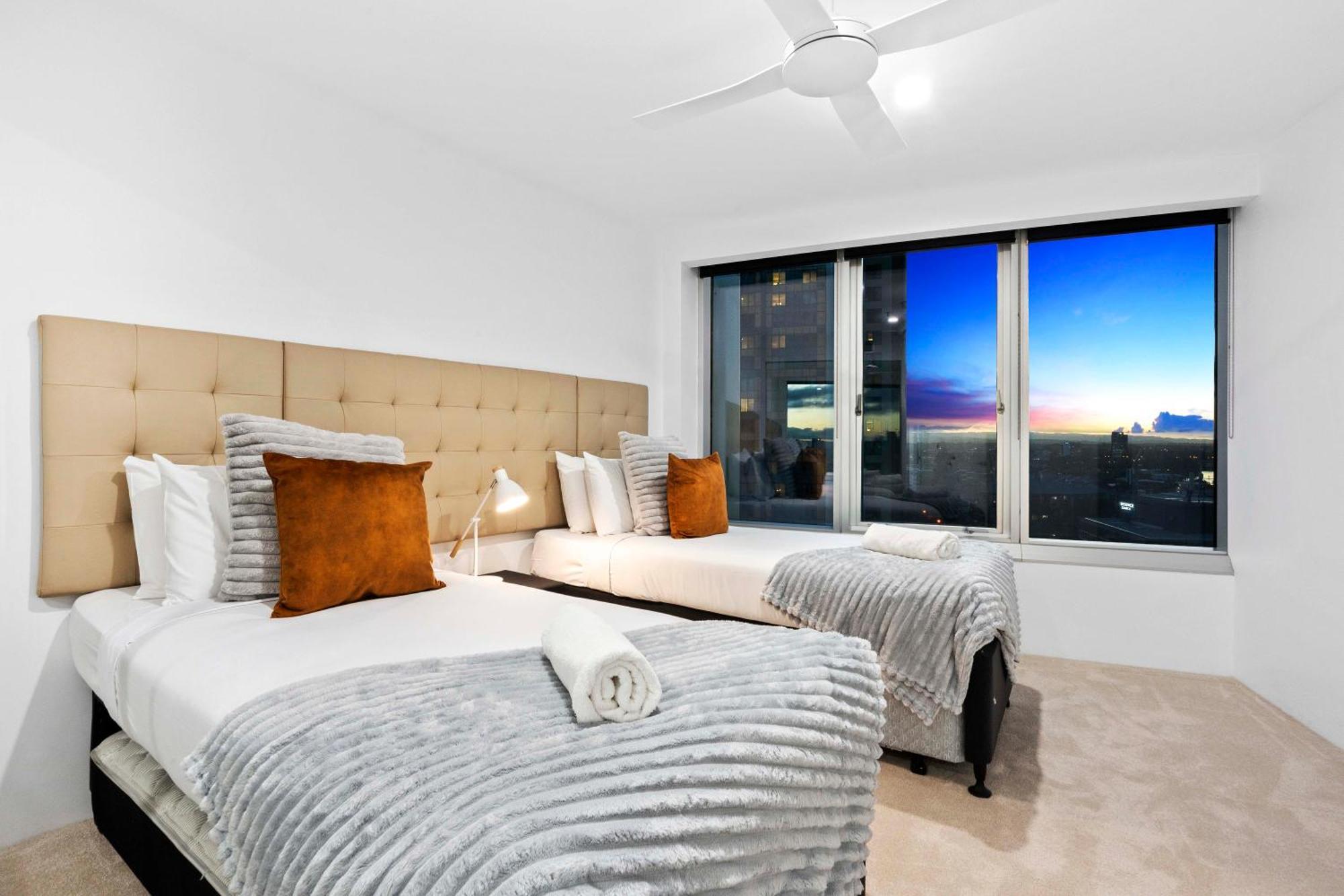 Q Tower At Surfers Paradise - Self Contained Apartments Gold Coast Eksteriør bilde