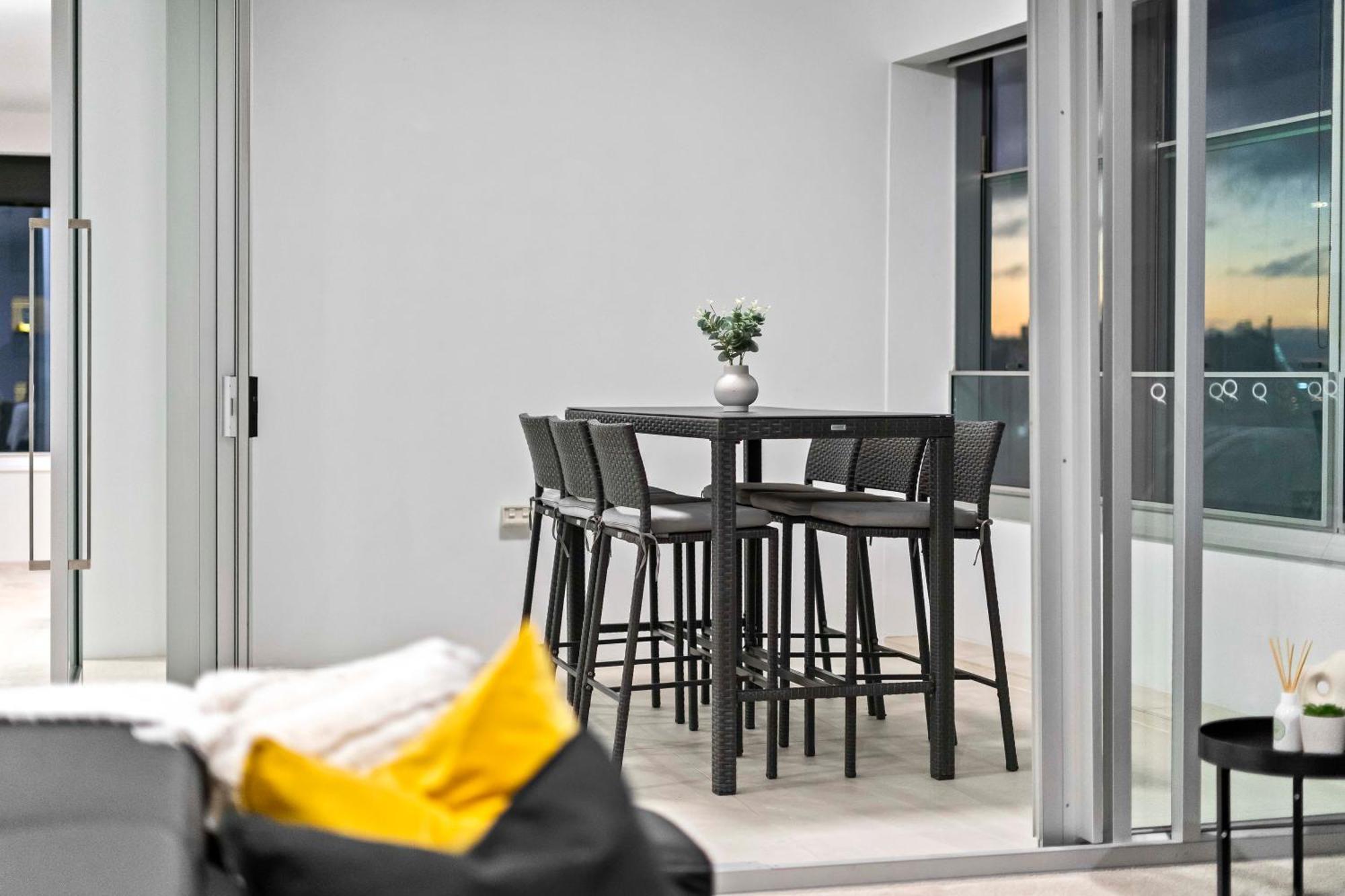 Q Tower At Surfers Paradise - Self Contained Apartments Gold Coast Eksteriør bilde
